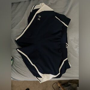 Under armer running shorts